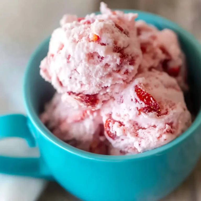 Domowe lody truskawkowe